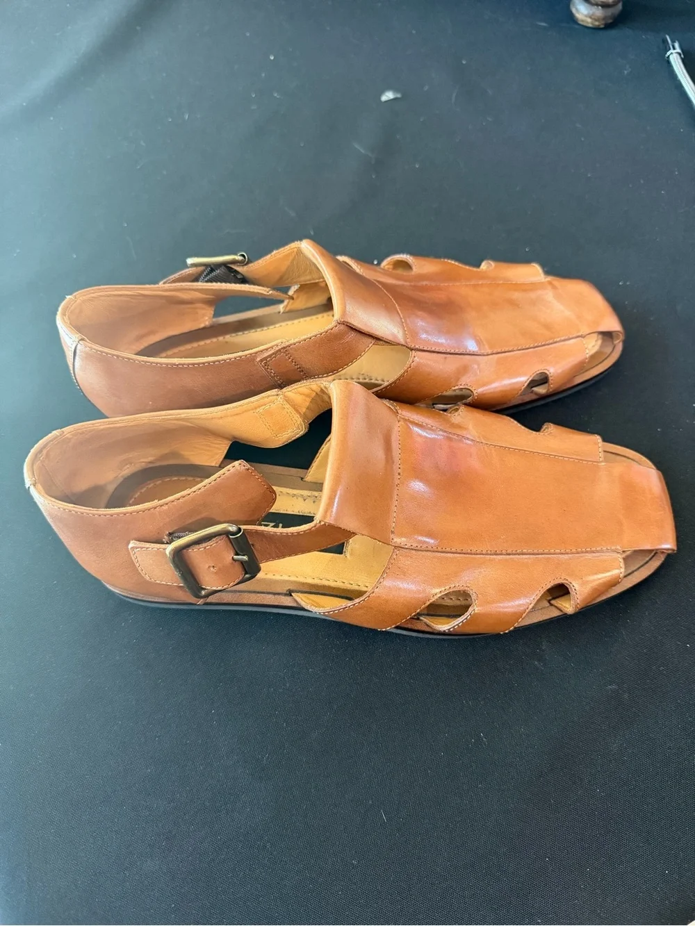 Mezlan Collins Leather Adjustable Buckle Fisherman Sandals